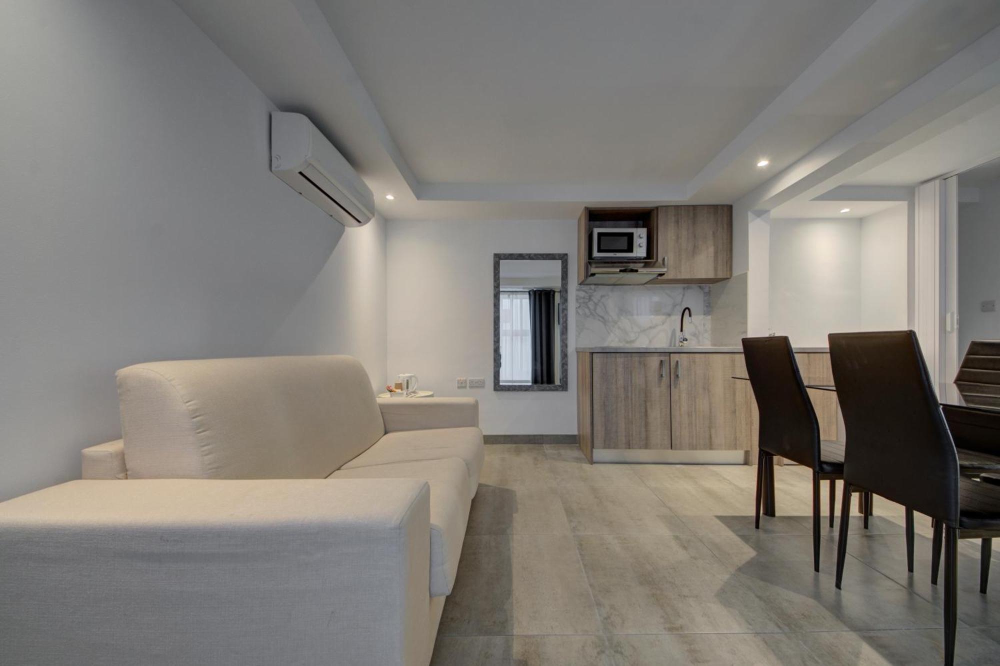 Caro Boutique Guest House San Ġwann Zewnętrze zdjęcie